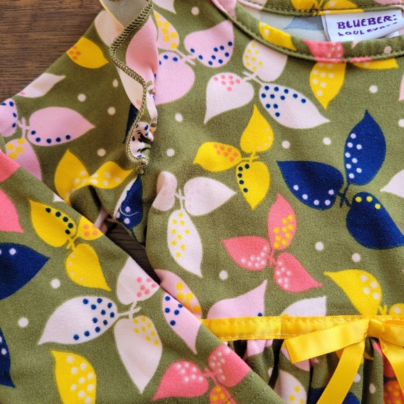 Two Dresses - Picture 4 of 4